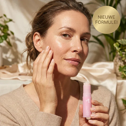 Target Neck Lines, Crepey Skin & Loss of Firmness.